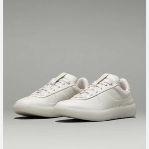 Women’s Lululemon Cityverse Sneaker Jade size 7